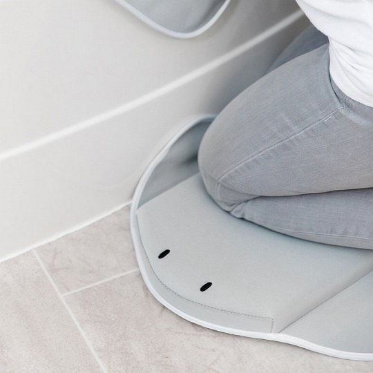 Ubbi Mata Ochronna pod Kolana do Kąpieli Dziecka