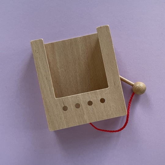 WiemTo Drewniane Pudełko do Kart z Otworami