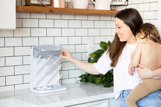 Ubbi Suszarka Stojąca na Butelki i Smoczki Grey