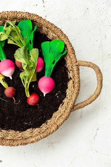 Oli & Carol Gryzak Zabawka Rzodkiewka Ramona Radish