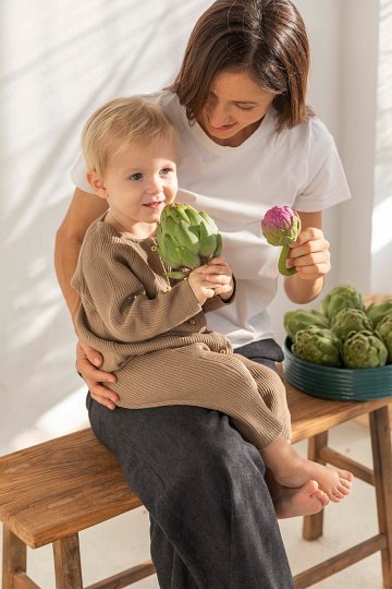Oli & Carol Gryzak Grzechotka Karczoch