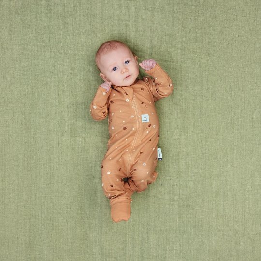 ergoPouch Śpiworek z nogawkami 6-12M 0.2TOG Honey Bees