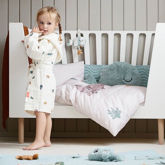 Done by Deer Ochraniacz do Łóżeczka Pikowany Waves Powder