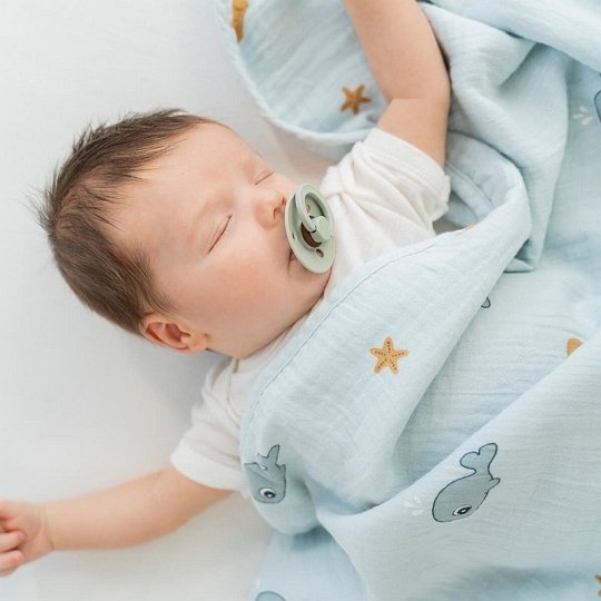 Done By Deer Kocyk Muślinowy 100x100cm Wally Blue GOTS