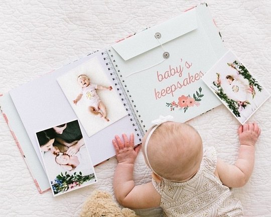 Pearhead Album Dziecka od Narodzin Floral