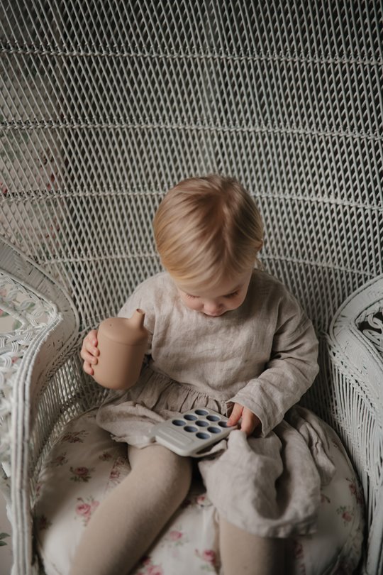 Mushie Zabawka sensoryczna Telefon Pop It Cambridge Blue