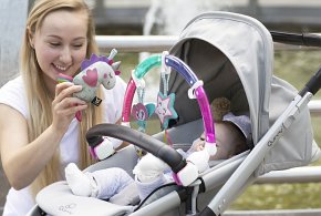 Benbat Łuk pałąk z zabawkami do wózka Unicorn