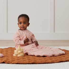 ergoPouch Śpiworek Jersey z Rękawami 8-24M 2.5TOG Daisies