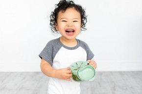 Ubbi Pojemnik na Przekąski Tweat Sage