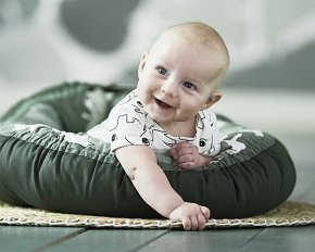 Done By Deer Tiny Tropics Gniazdko