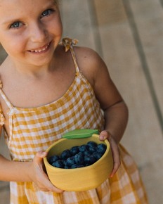 Oli & Carol Drewniana Miseczka dla Dziecka Cytryna