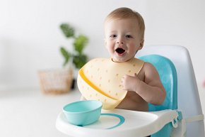 Pearhead Śliniak Silikonowy You’re a Peach 2szt.