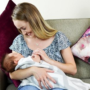 Shnuggle Kocyk Tkany dla Dziecka 90x70cm Grey