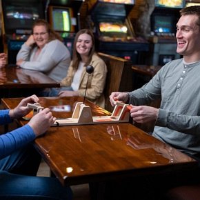 Fat Brain Toy  Strzał z Woleja Gra Zręcznościowa. Volley Shot