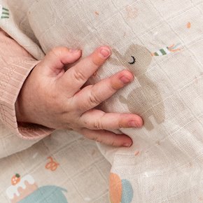 Done by Deer Otulacz Kocyk Bawełniany 120x120cm Celebration Powde