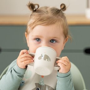 Done by Deer Kubek Silikonowy z Ustnikiem 2w1 Cele