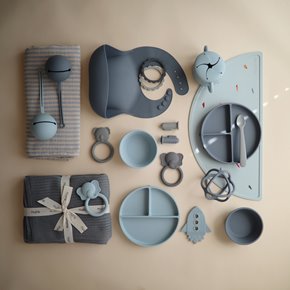 Mushie Śliniak Silikonowy Tradewinds