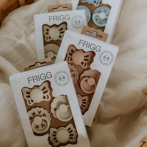 FRIGG Zestaw startowy: 4 smoczki uspokajające Moonlight Sailing -