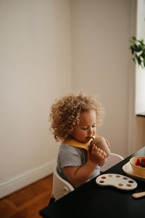 Mushie Kubek ze słomką 175 ml Natural